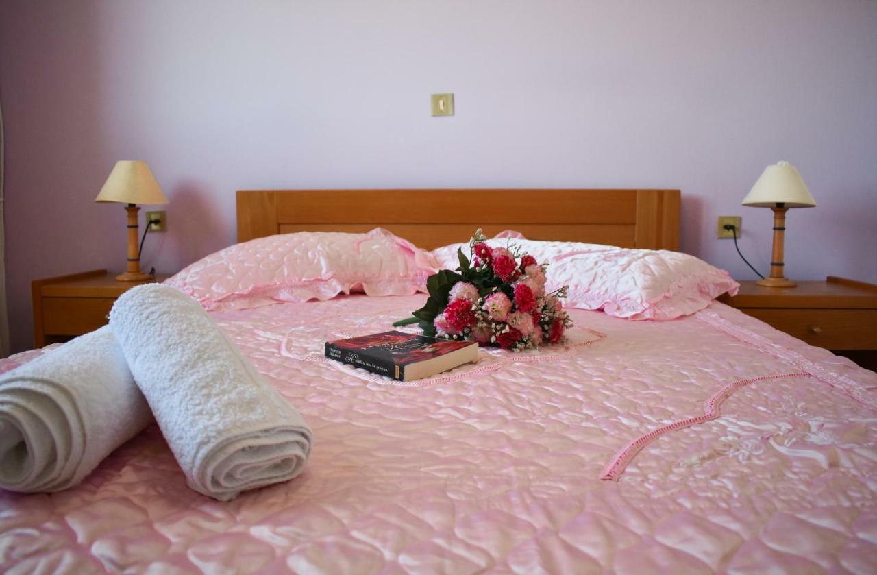 Anemos Holidays House Kypseli Екстер'єр фото