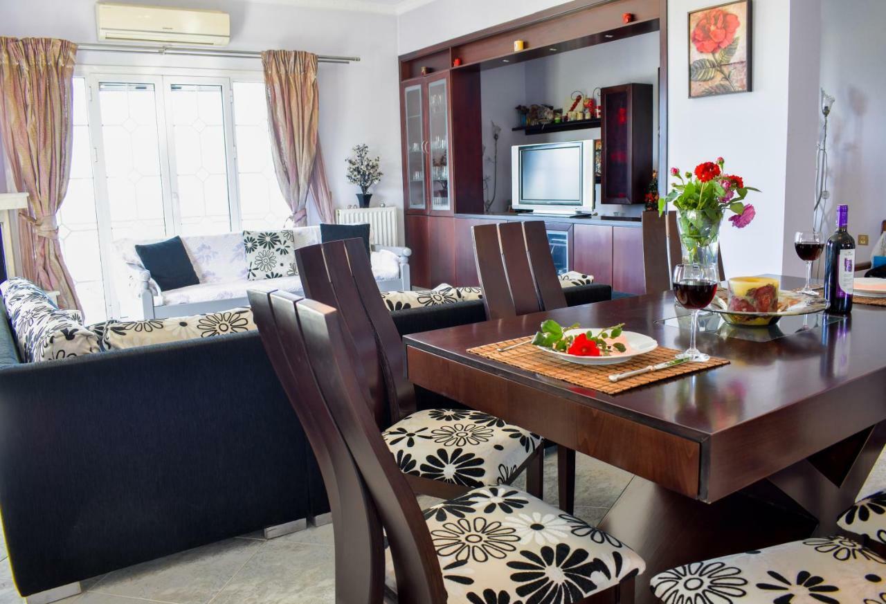 Anemos Holidays House Kypseli Екстер'єр фото
